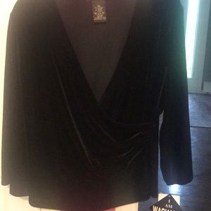 Black velvet brand new top
